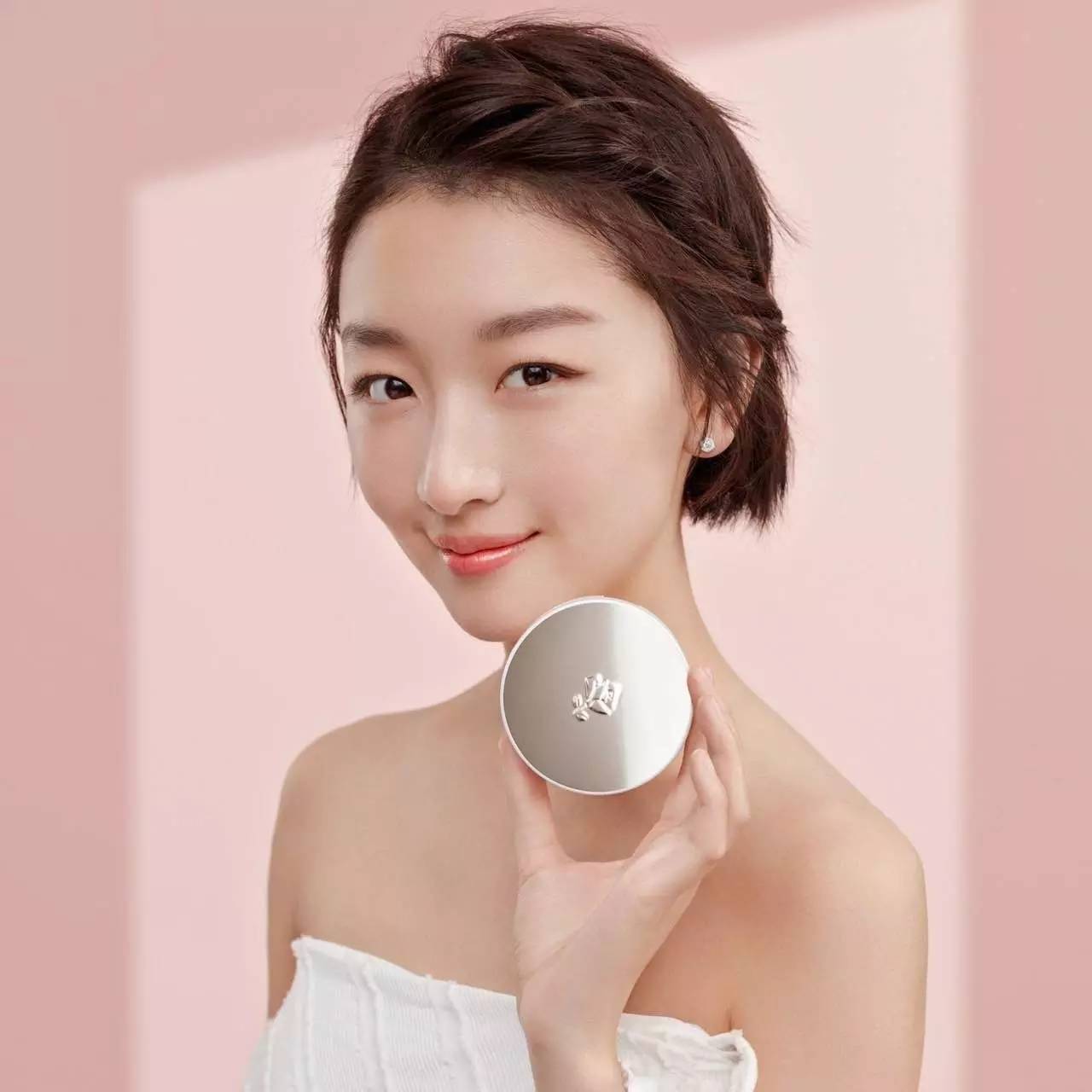 关晓彤周冬雨乔欣,关晓彤周冬雨鹿晗