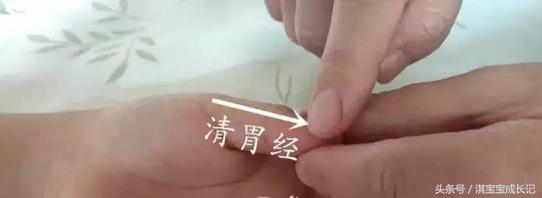 宝宝口臭就是上火了吗,宝宝口臭是因为鼻子不通气吗