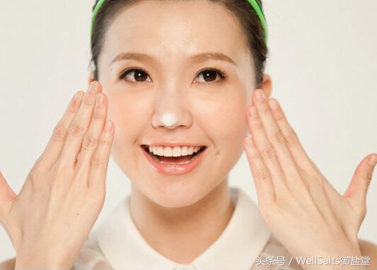 晒后快速补救皮肤,脸晒红了怎么快速修复
