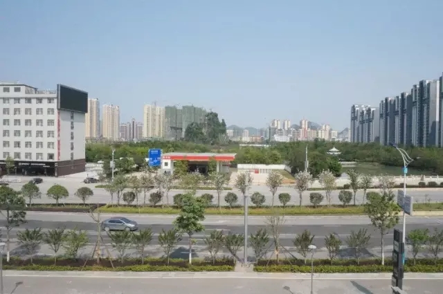 爱她就带她去三亚,爱他就带他去旅游吧