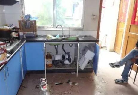 净水器真的很容易爆炸吗,劣质的净水器有哪些