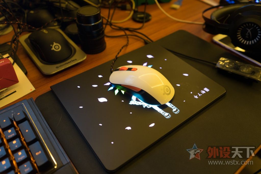 大神亲手绘制图案随心所欲——小熊MOD定制鼠标垫评测