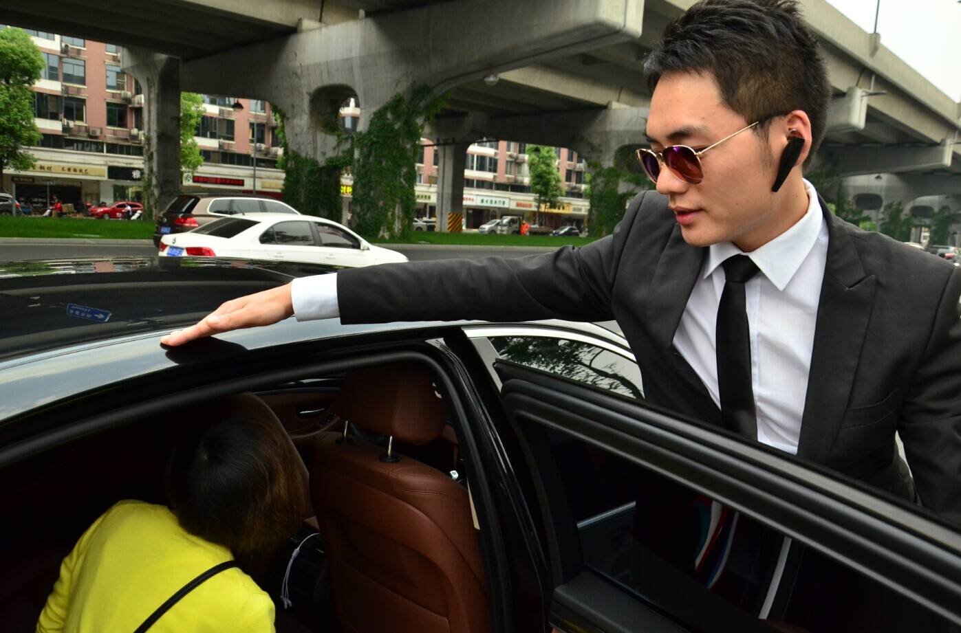 易到集团创始人周航,ceo互怼场面