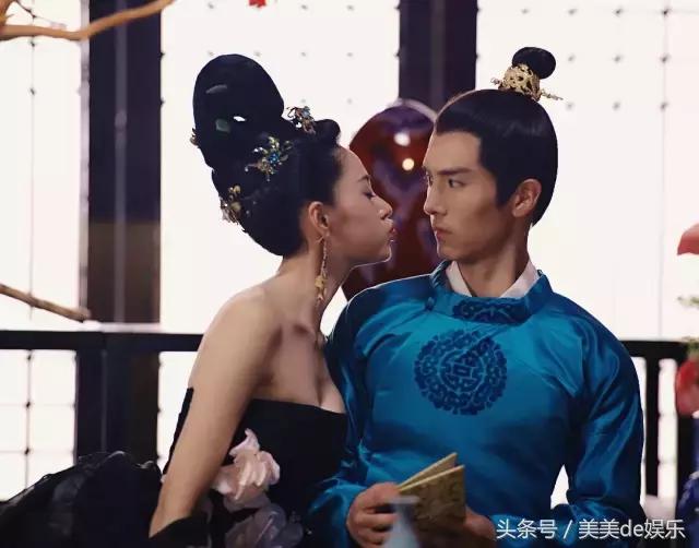 她是《太子妃》中的“哭点担当”绿篱，现成热门剧女一号