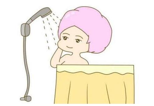 孕期洗澡有讲究，不关注就会伤害到腹中胎儿，方法千万不能错！