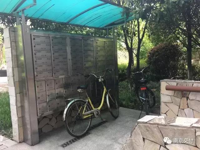 房龄差“三岁“，为了莫愁湖”新项目“却比老项目显老？