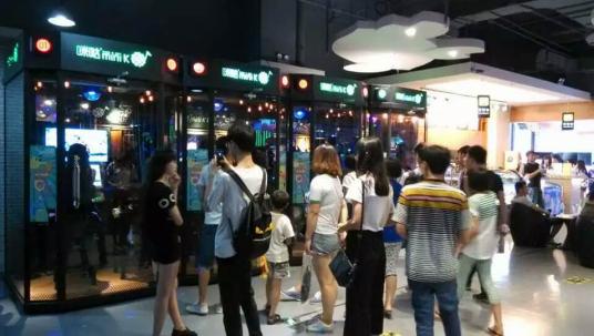 乐视痛失左膀右臂；京东五星配送规则；易到风波解除