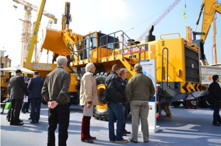 世界最大装载机视频大全,世界最大的装载机大全