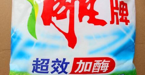 床单衣服有血渍不好洗怎么办,清洁床单血渍泡沫剂