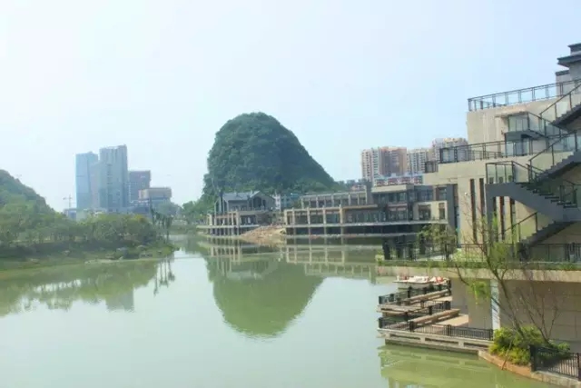 爱她就带她去三亚,爱他就带他去旅游吧