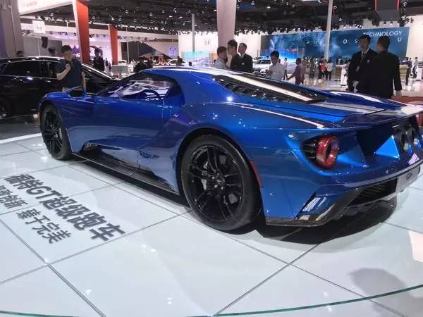 上海国际车展众多豪车,上海车展都发现哪些豪车