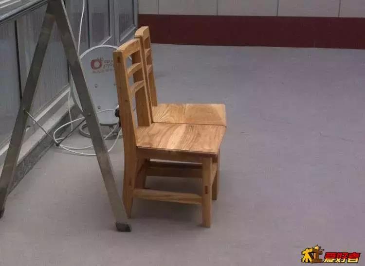 坐着轮椅入了坑——《轮椅上的木匠》