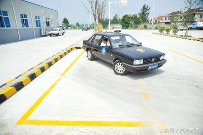 教练说科目二一个人不好练习,感觉科目二教练不上心