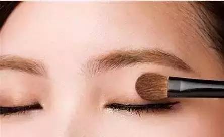 妆容必备款之晚宴妆面试妆