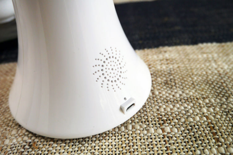 智能语音台灯小度,带闹钟功能的智能语音台灯