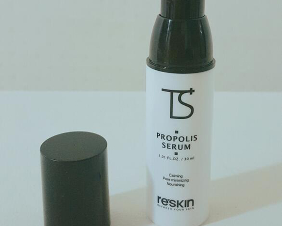 脸颊两侧长痘用什么药膏,脸颊两侧长痘中医怎么说