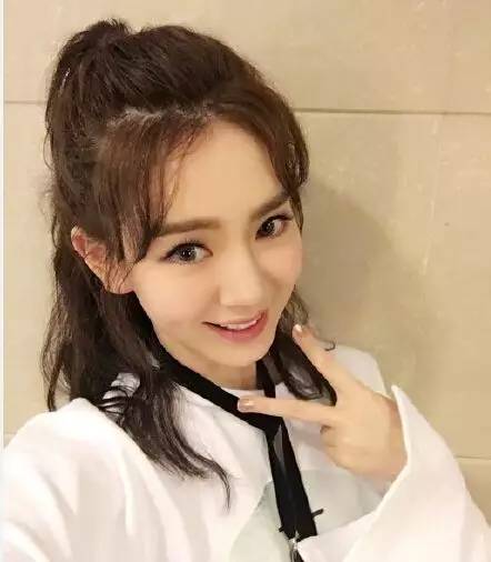 妆容必备款之晚宴妆面试妆