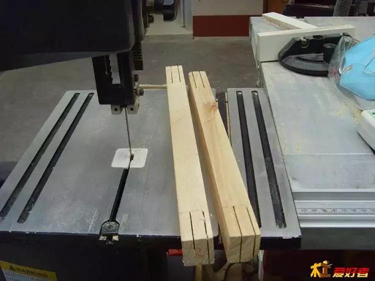 坐着轮椅入了坑——《轮椅上的木匠》