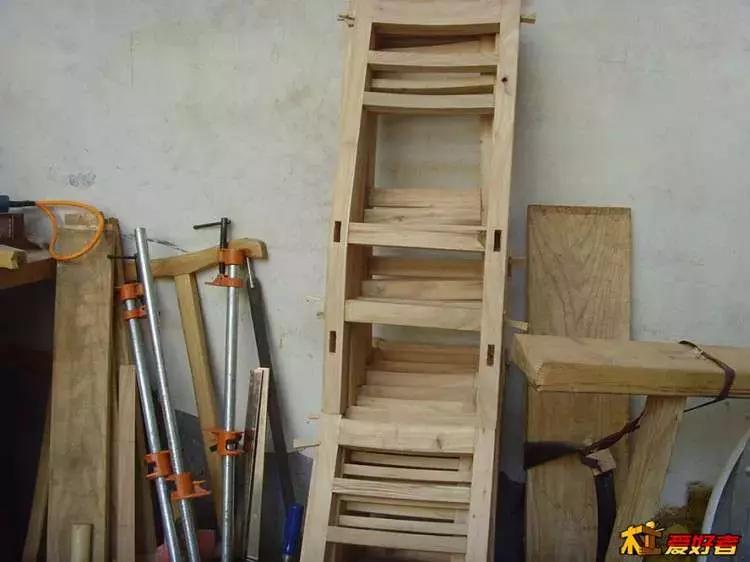 坐着轮椅入了坑——《轮椅上的木匠》