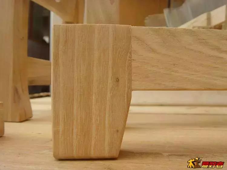 坐着轮椅入了坑——《轮椅上的木匠》