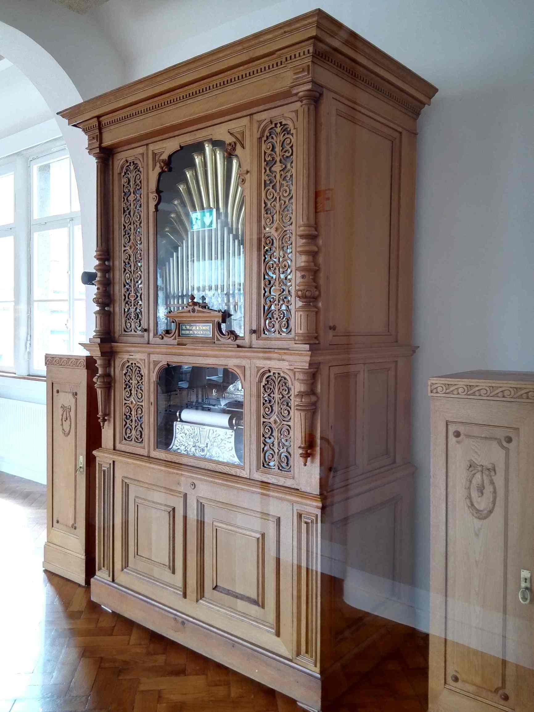 参观手表厂的感受,手表工厂参观实拍