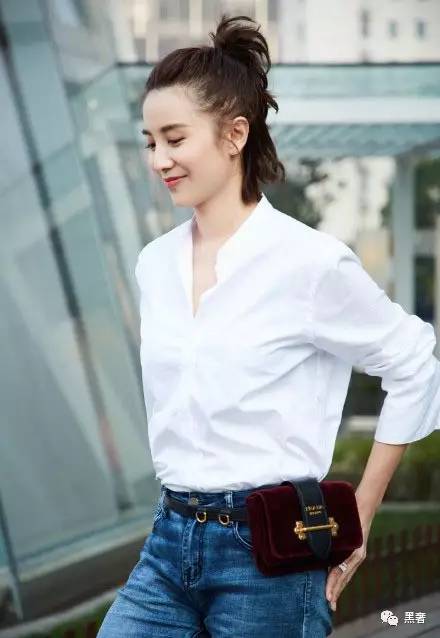 prada杀手包老款新款区别,prada杀手包supermini