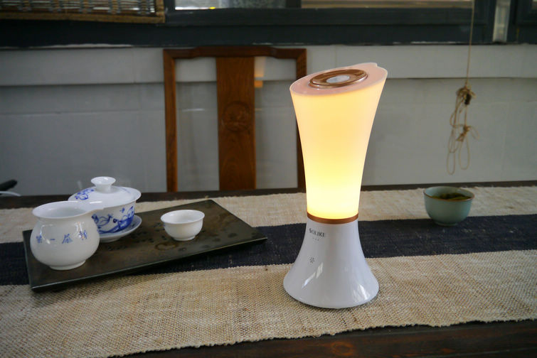 智能语音台灯小度,带闹钟功能的智能语音台灯