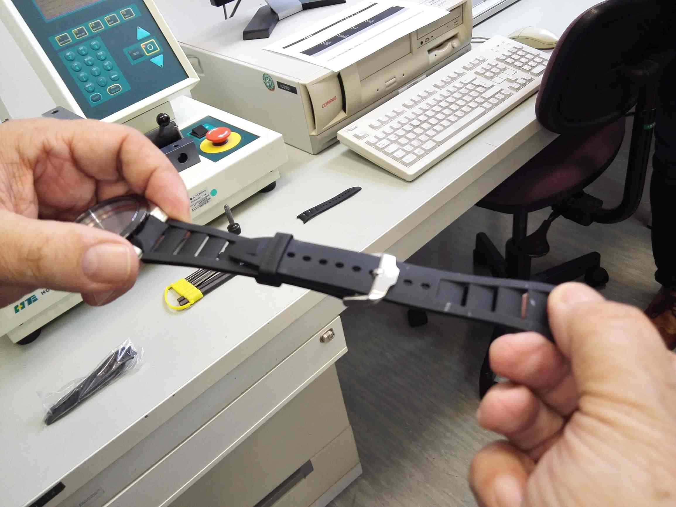 参观手表厂的感受,手表工厂参观实拍