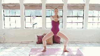 她曾是国民初恋，因谣言消失10年，如今45岁仍优雅甜美！