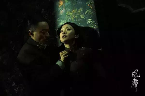 直接显现极度变态的女体虐待，这么重口的电影居然也能过审