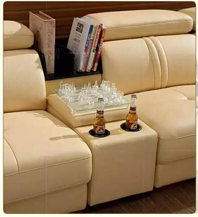 各种稀奇古怪的小桌子,不同形状的桌子