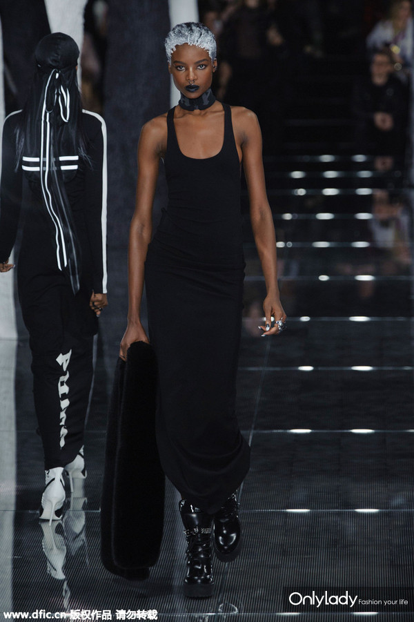 蕾哈娜上综艺节目,蕾哈娜爆单