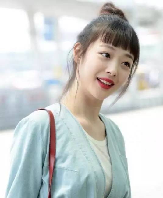 赵丽颖同款半扎马尾蝴蝶发型,45度侧面高马尾