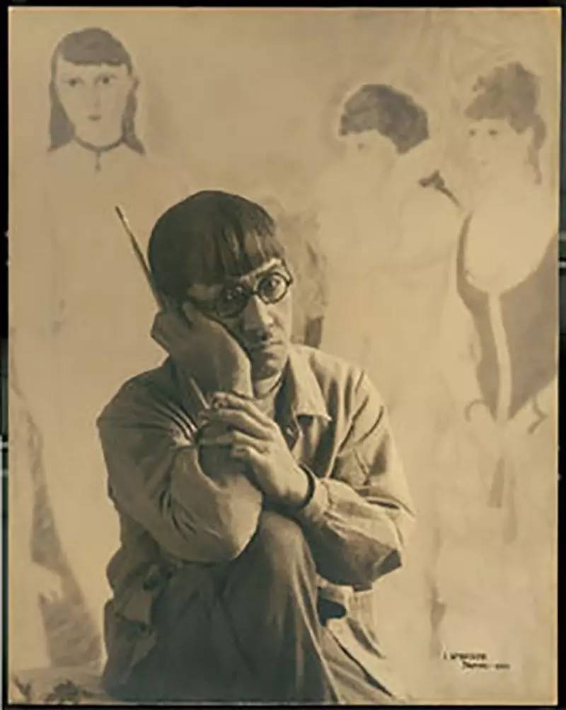 不服不行！你每天用的90%的化妆品竟出自这5个男人之手！