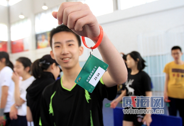 体育中考监考官老师,中考体育威海现场