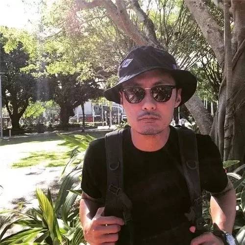 发质干枯头发硬？无需花钱去理发店，轻松在家也搞定！