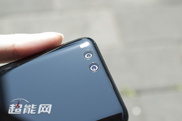 小米6真机体验后评测2499元,成色完美的小米6