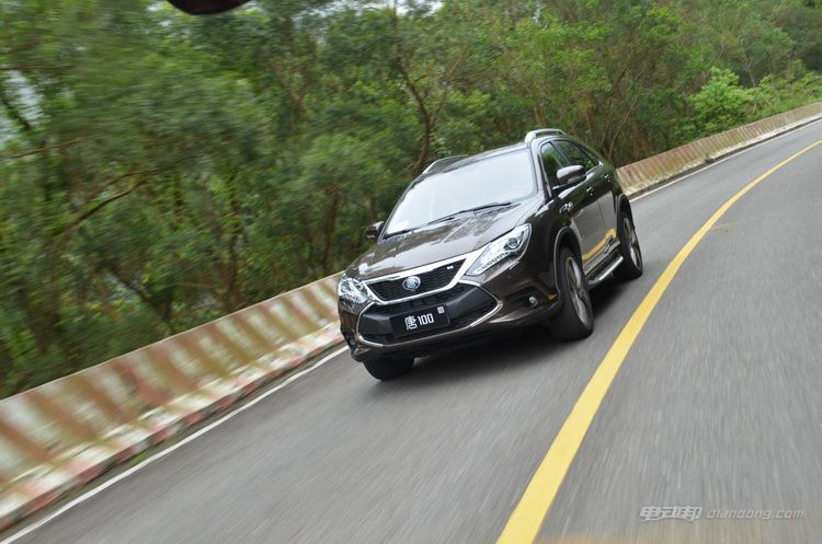 唐100加速测试,比亚迪唐100跑高速