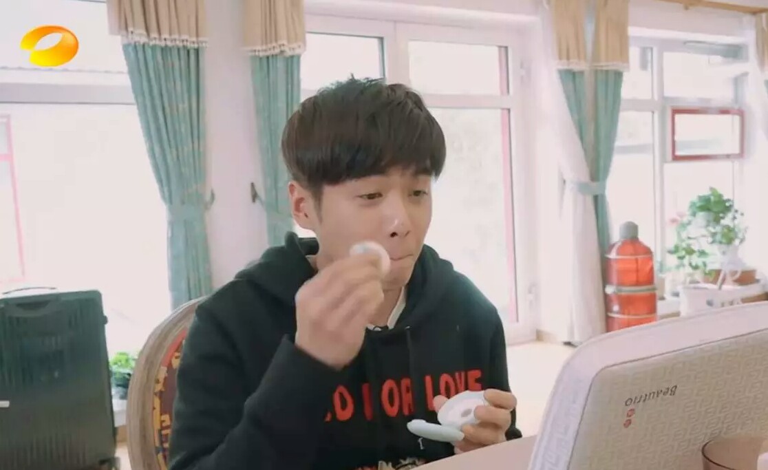 花少娜扎防晒,花少娜扎同款