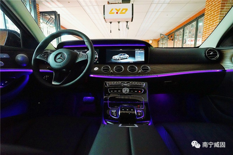 奔驰e300l新车贴膜,奔驰e300l贴太阳膜关注什么