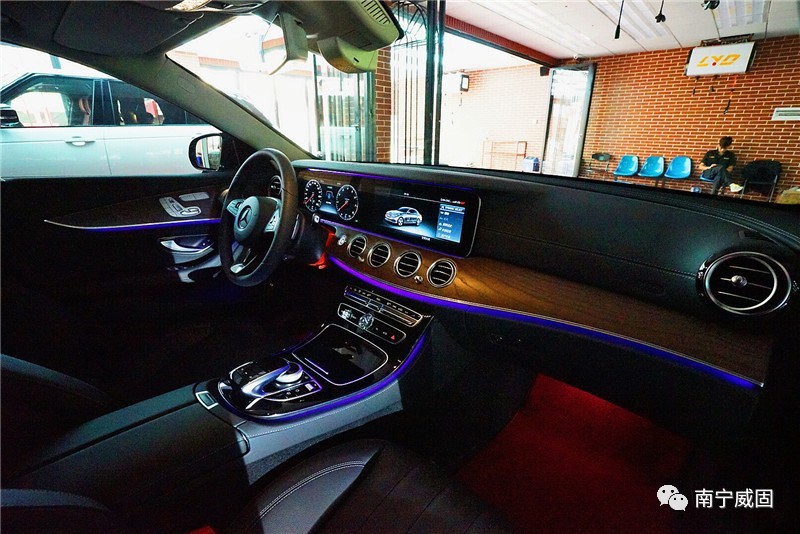 奔驰e300l新车贴膜,奔驰e300l贴太阳膜关注什么