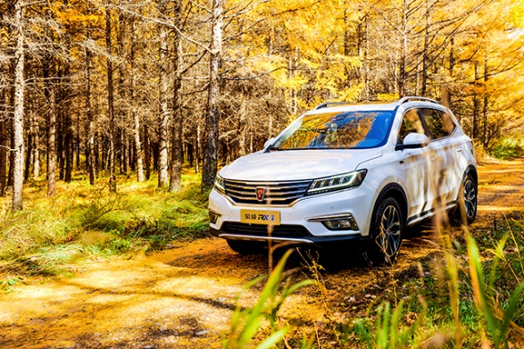 荣威i6耗油打碎吉尼斯纪录,荣威i6加满油能跑多少公里