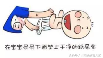 刚出生的婴儿换纸尿裤的正确方法,夜间换纸尿裤怎么不打扰孩子休息