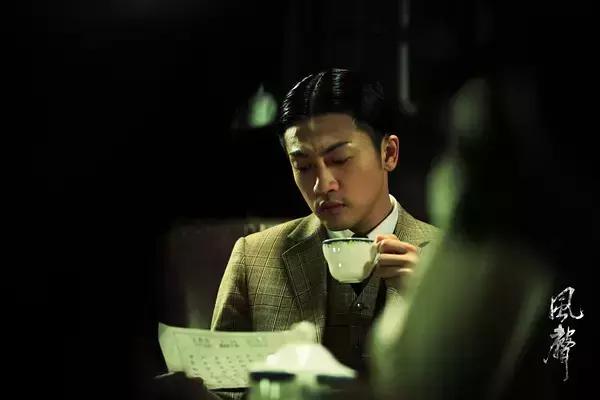 直接显现极度变态的女体虐待，这么重口的电影居然也能过审