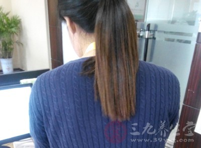 怎样去除头皮上的头屑最有效,头皮屑大块怎么抠下来