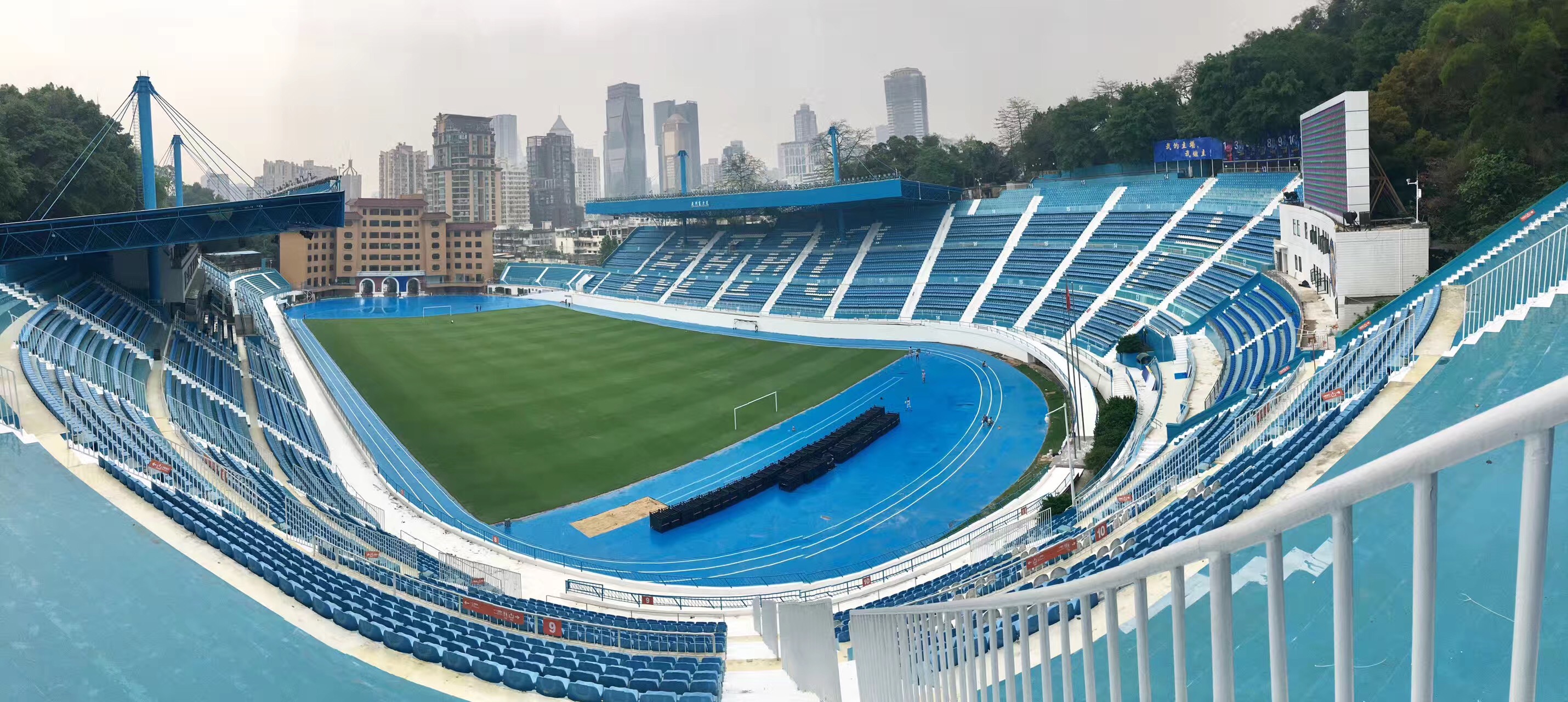 广州越秀球场,广州越秀山足球场