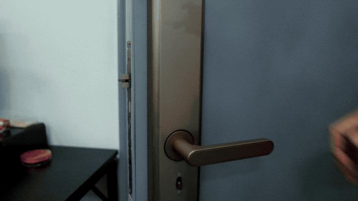 装上这把「秒开」的门锁，感觉记性不好的我得到了拯救