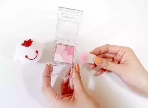 你过得好不好，翻翻你的化妆包就能知道