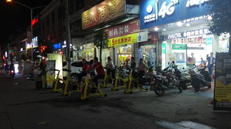 金石之夜，街市迷离-潮州男人谷