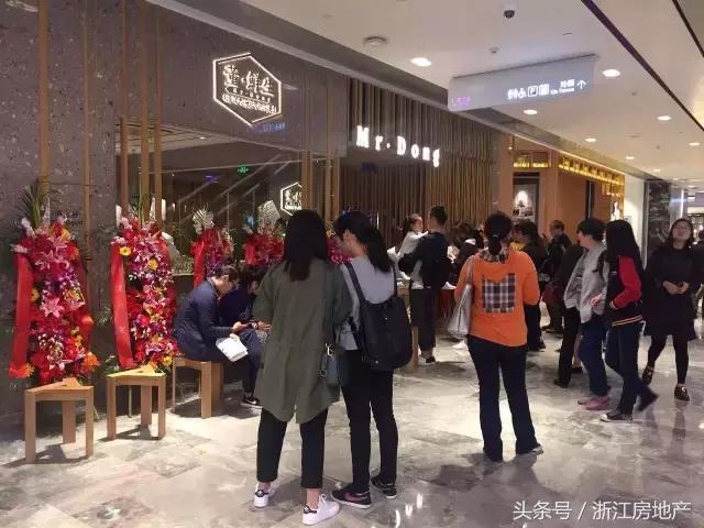 钱江新城的“红酒瓶”开了，可以天天cheers